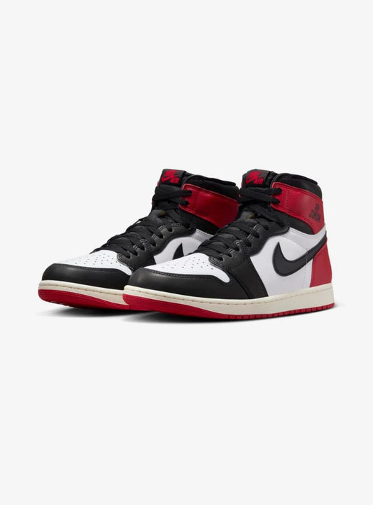 Jordan 1 Retro OG Black Toe