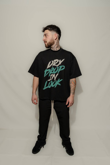 T-shirt drop crop nera